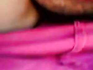 एक ब्रेक के दौरान पोर्न वीडियो ने एक सचिव के सदस्य को हिला दिया। फुल मूवी सेक्सी हिंदी श्रेणियाँ विविध अश्लील।