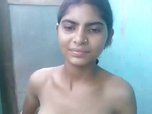 मोटी औरत मेरी चूत चू ...