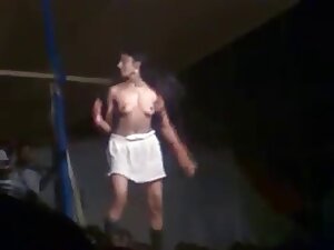 पोर्न वीडियो युवा लैटिना हिंदी में सेक्सी फुल मूवी एक फुटबॉल खिलाड़ी द्वारा गड़बड़ हो जाता है। श्रेणियाँ वालियां, लैटिन, ओरल सेक्स, छात्र