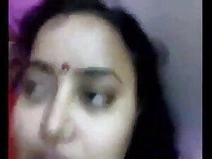 डिवाइन केली एक बड़ा  ...